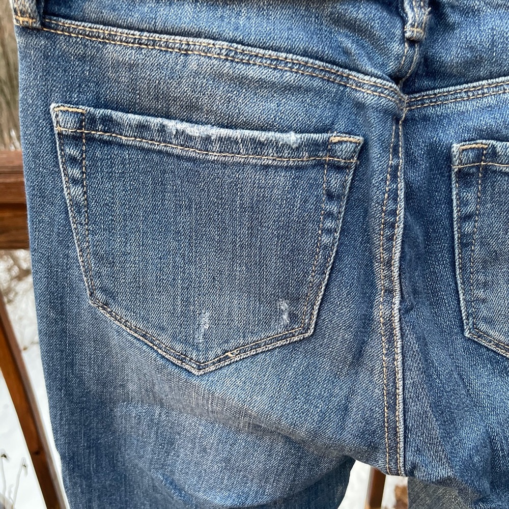 Bullhead Ripped Skinny Jeans - Picture 8 of 8